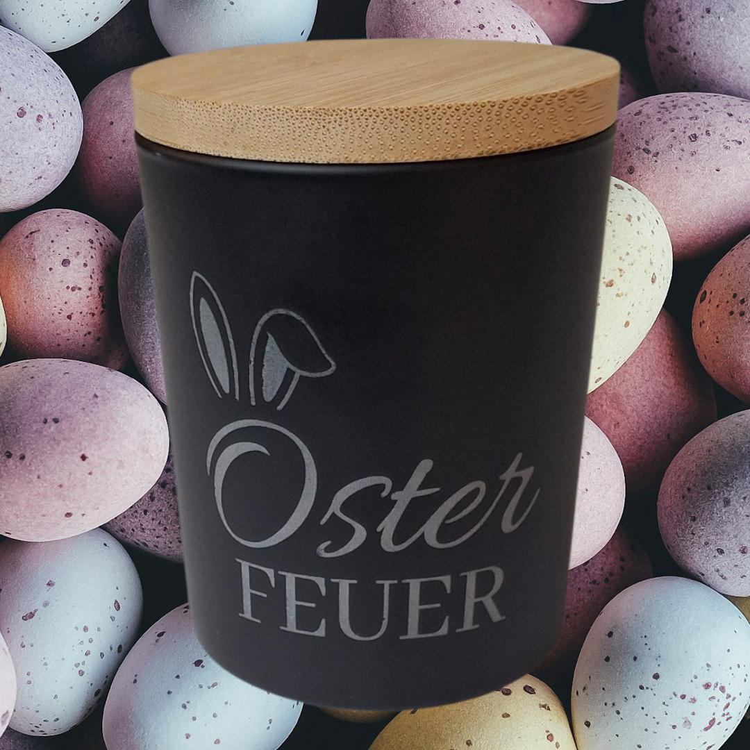 Kerze mit Holzdeckel – Nachhaltige Duftkerze mit Lasergravur & Teelicht-Funktion
